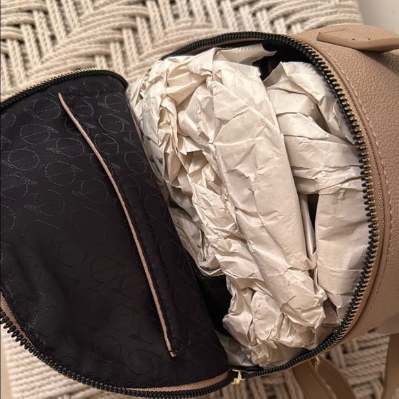 NEW Riona Mia Mini Light Brown Tan Vegan Pebbled Leather Backpack Purse - Picture 3 of 10